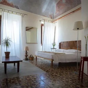 Piazza San Pantaleo Frühstückspension Sorso