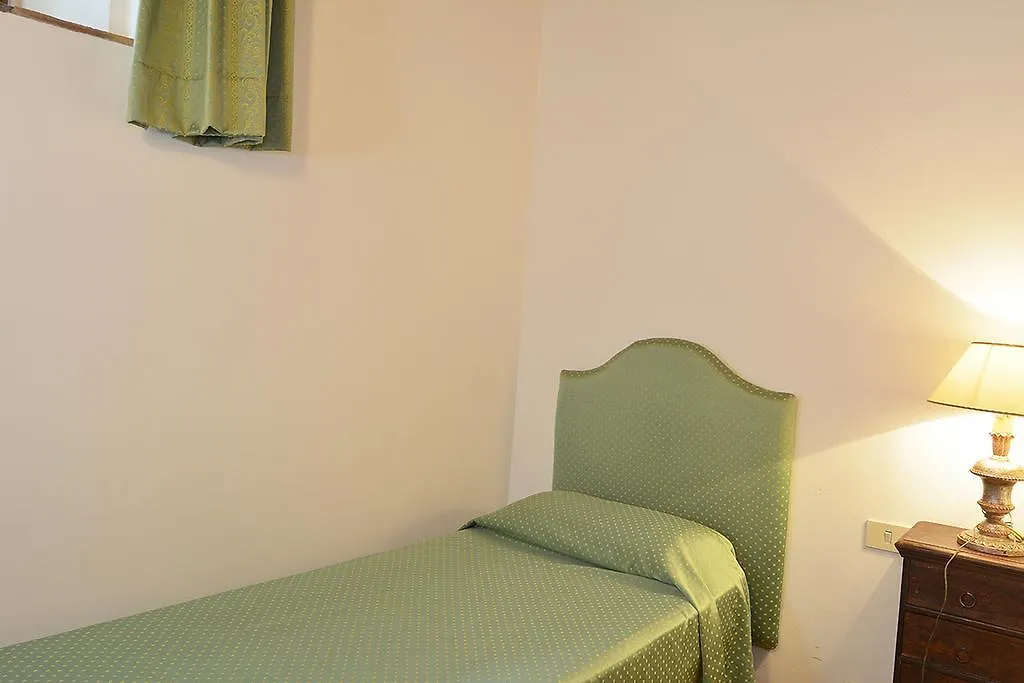 아파트호텔 Agriturismo Torraiolo 바르베리노 디 발 델사